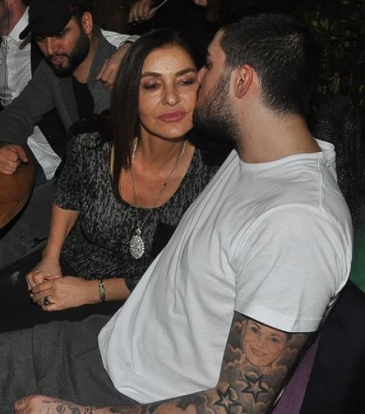 Derya Tuna İbrahim Tatlıses'in yanına gitti