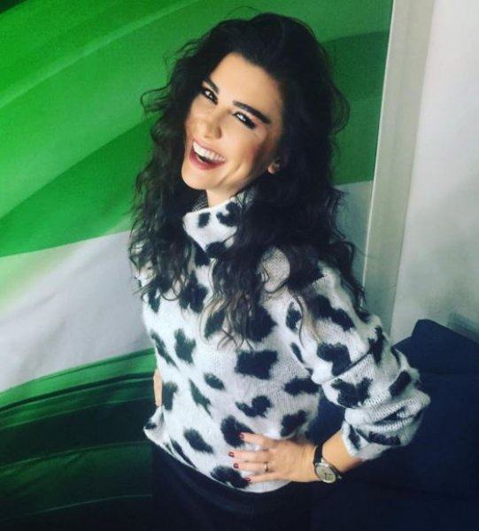 Selen Görgüzel'den Hamdi Alkan'a romantık mesaj