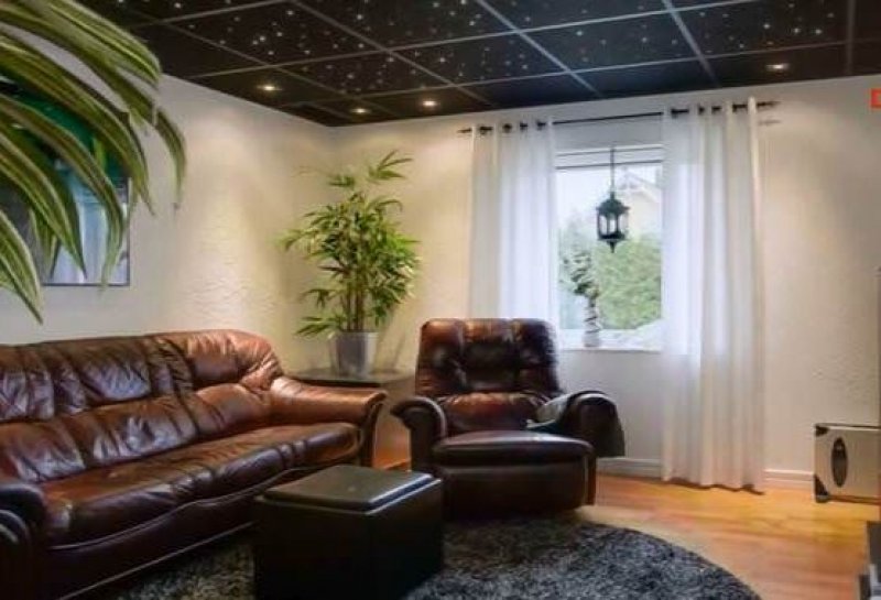 İsveç'in Kalmar şehrindeki satılık ev görenleri şaşırttı 