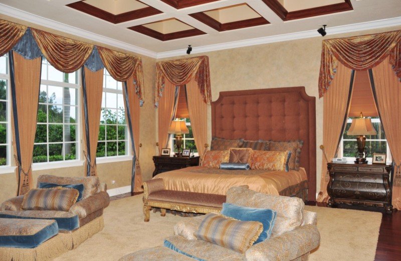 Ünlü aktör Dwayne Johnson'ın muhteşem evi 