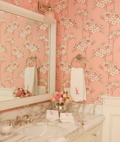 Banyo dekorasyonda yeni trend duvar kağıtları