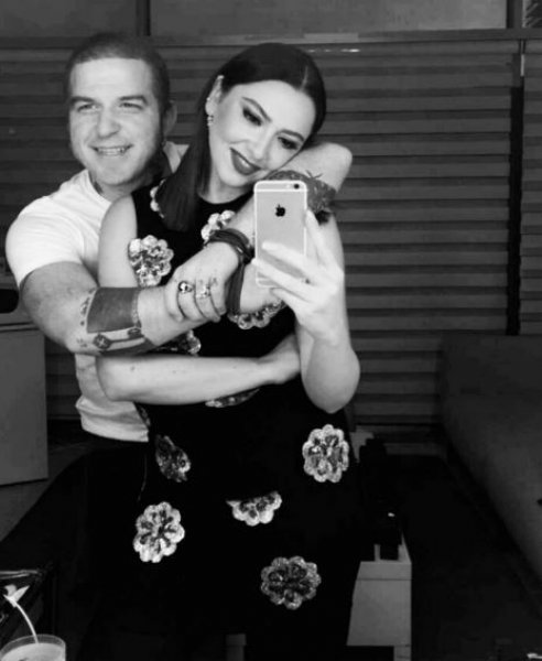 Hadise yaz sezonunu açtı 