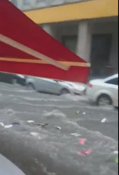 İstanbul'da sağanak yağmur etkisi