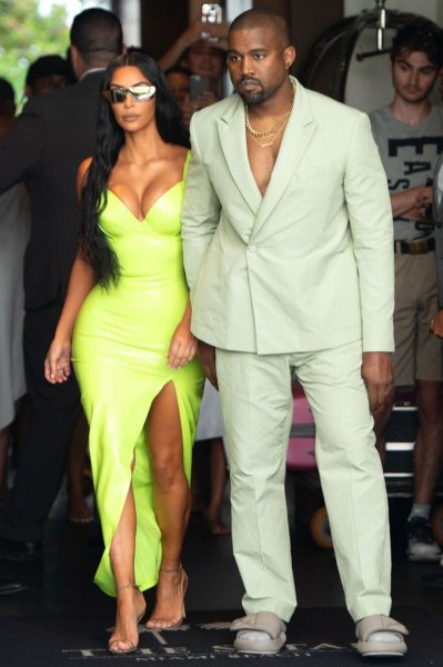 Kim Kardashian dördüncü çocuğu istiyor