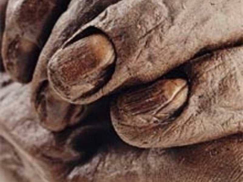 Çin'de 300 yıllık mumya bulundu