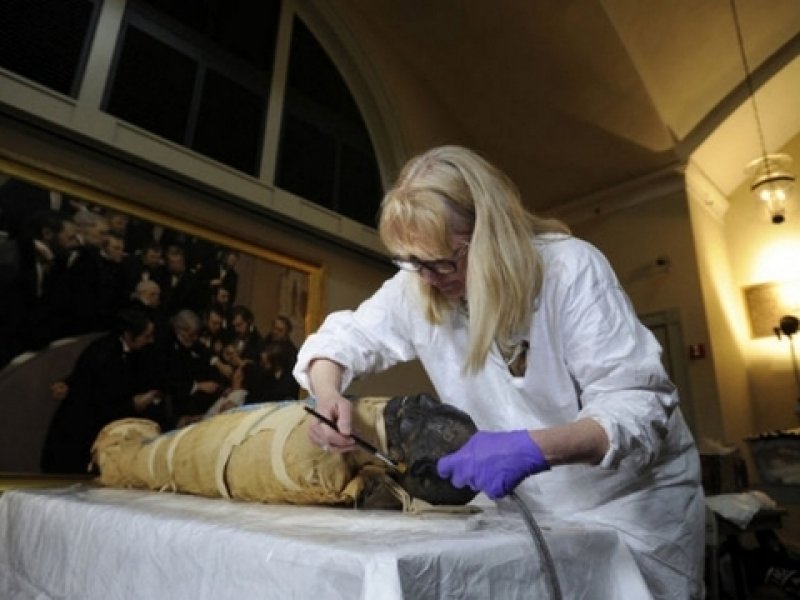 Çin'de 300 yıllık mumya bulundu