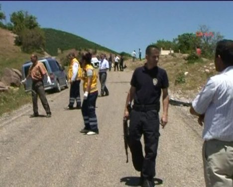 Tunceli'de polis otosuna tuzak