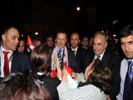 Türklerin YARI FİNAL SEVİNCİ