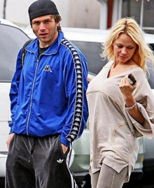 Ünlülere yapılan ahlaksız teklifler