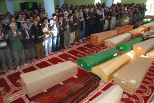 Uludere'de ölenler son yolculuğuna uğurlandı