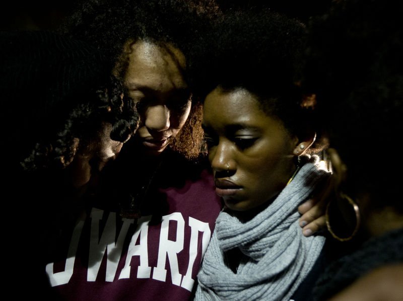 ABD'de siyahi genci öldüren polis yargılanmayacak