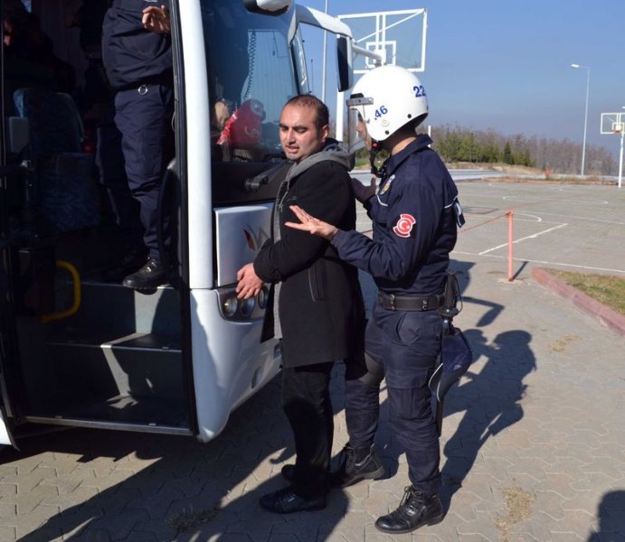 Sütçü İmam'da öğrenciler arasında gerginlik
