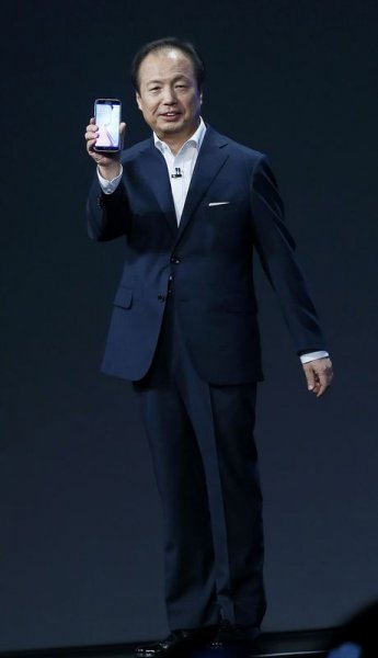 Samsung Galaxy S6 tanıtıldı