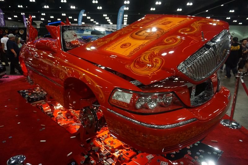 ABD’de modifiye araç fuarı