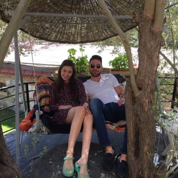 Neslihan Atagül ve Kadir Doğulu tatilde