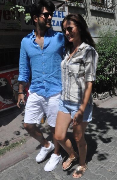 Fahriye Evcen'den Kara Sevda setine baskın