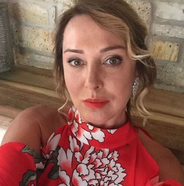 Yeşilçam'ın değişmeyen güzeli: Müge Akyamaç