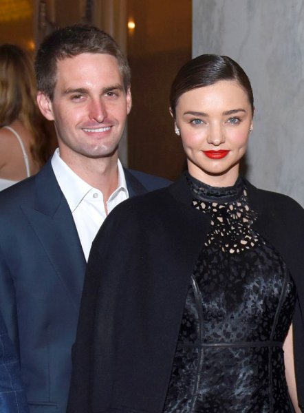 Miranda Kerr Snapchat’in kurucusuyla evlendi 