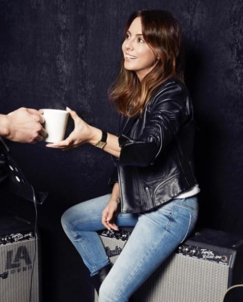 Ebru Gündeş'in 15 kiloluk tulumu