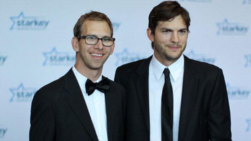 İkiz kardeşi olan ünlü isimler 