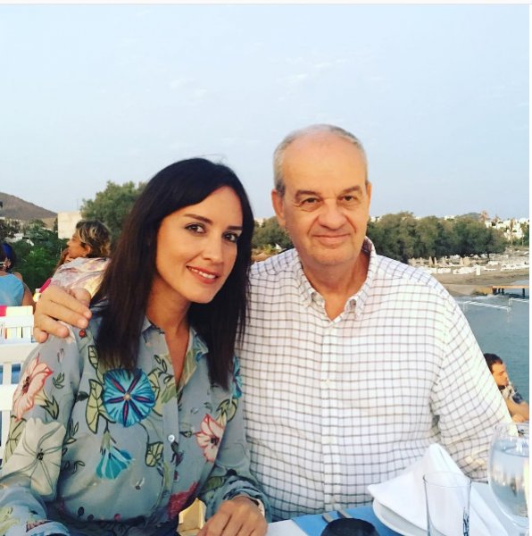 Nazlı Çelik'ten 40 yaş partisi