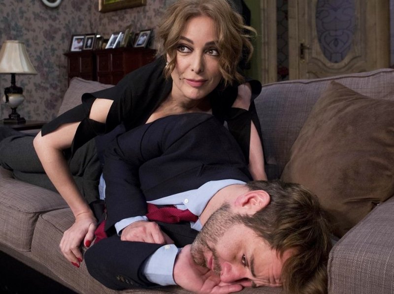 Zerrin Tekindor‘dan cüretkâr hareketler