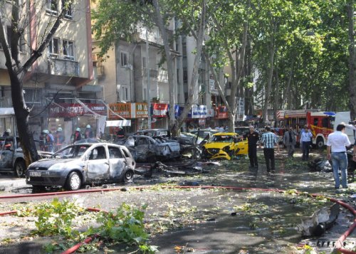 Ankara'daki patlamadan kareler 