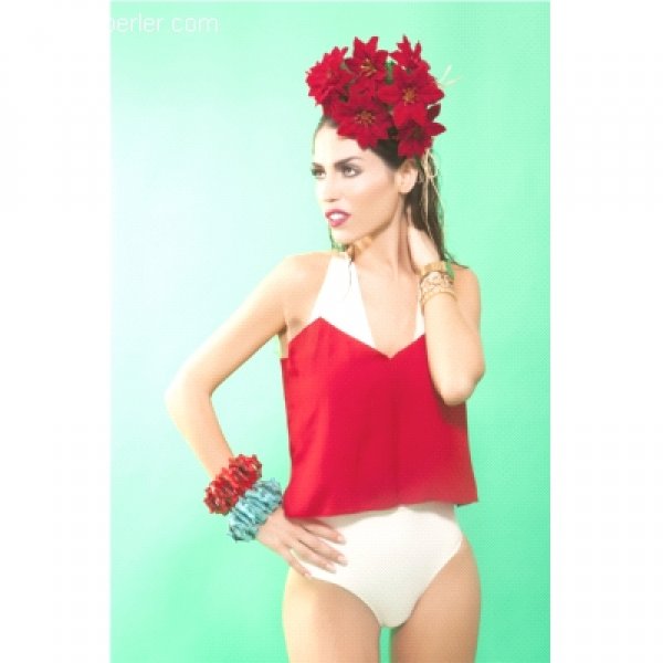 Mehmet Ali Erbil'den Yolanthe Cabau esprisi 