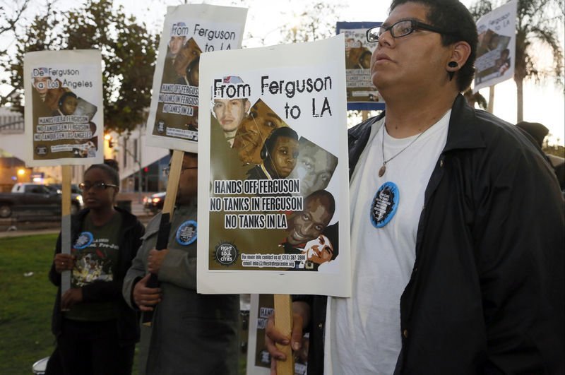ABD'de siyahi genci öldüren polis yargılanmayacak