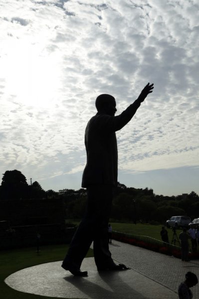Güney Afrika'da Nelson Mandela anıldı