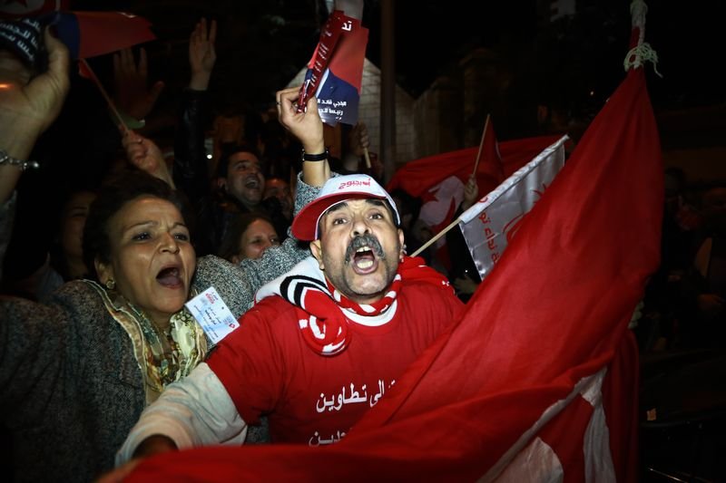 Tunus'ta laik aday Sibsi kazandı