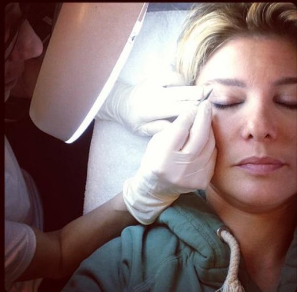 Gülben Ergen minibüse bindi