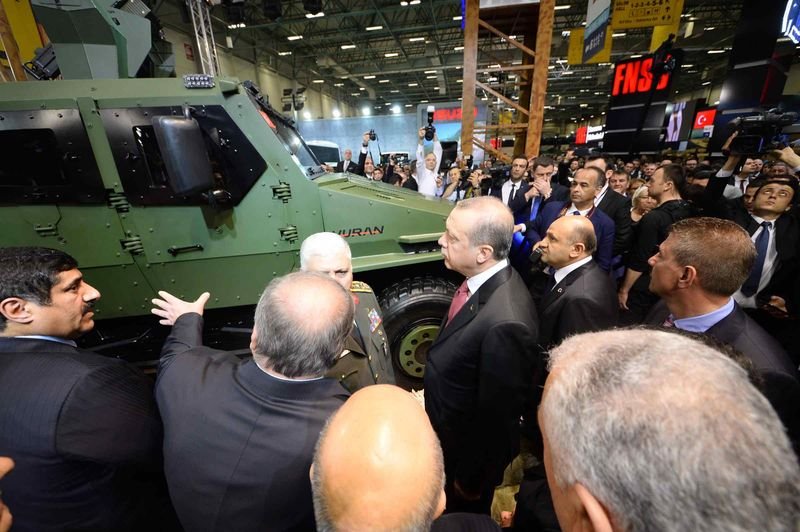 Erdoğan IDEF Uluslararası Savunma Sanayii Fuarı'nı gezdi