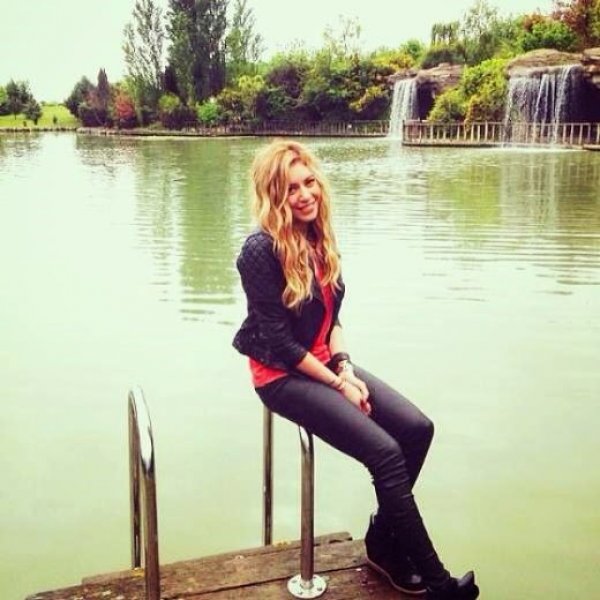 Sinem Kobal: Kusurlu kızları seviyorum