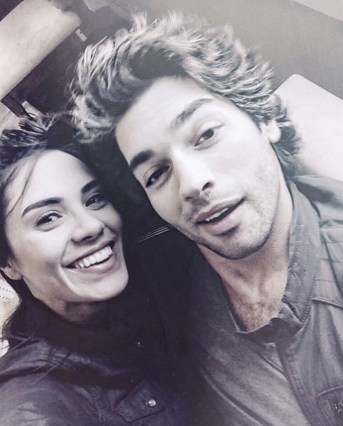 Şükran Ovalı ile Şükrü Özyıldız yine ayrıldı