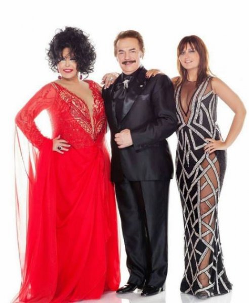 Bülent Ersoy gece yarısı dişçiye gitti