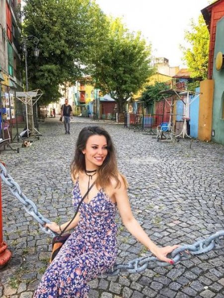 Tuvana Türkay gönlünü Alper Potuk'a kaptırdı