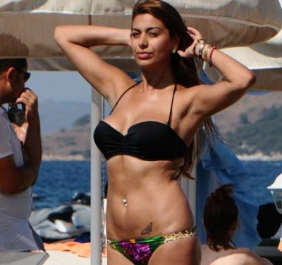 Ebru Şancı striptiz klübünde