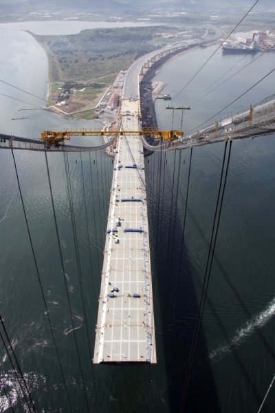 Körfez Geçiş Köprüsü'nde son 340 metre