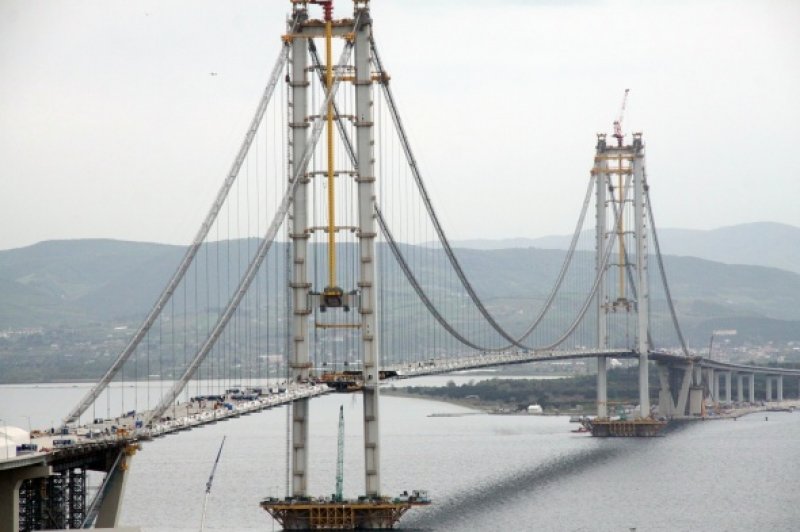 Körfez Geçiş Köprüsü'nde son 340 metre