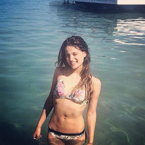 Paramparça'nın Cansu'su Şevval Sam'ın oğluyla yakalandı