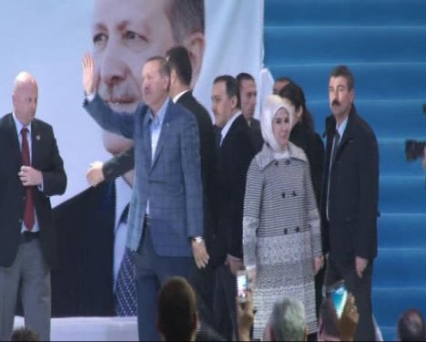 Erdoğan İstanbul ilçe adaylarını tanıttı
