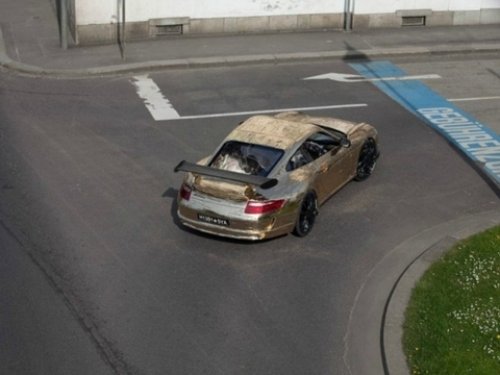 Dünyanın en lüks ve en yavaş arabası