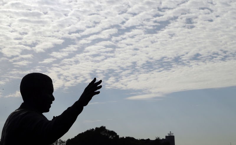 Güney Afrika'da Nelson Mandela anıldı