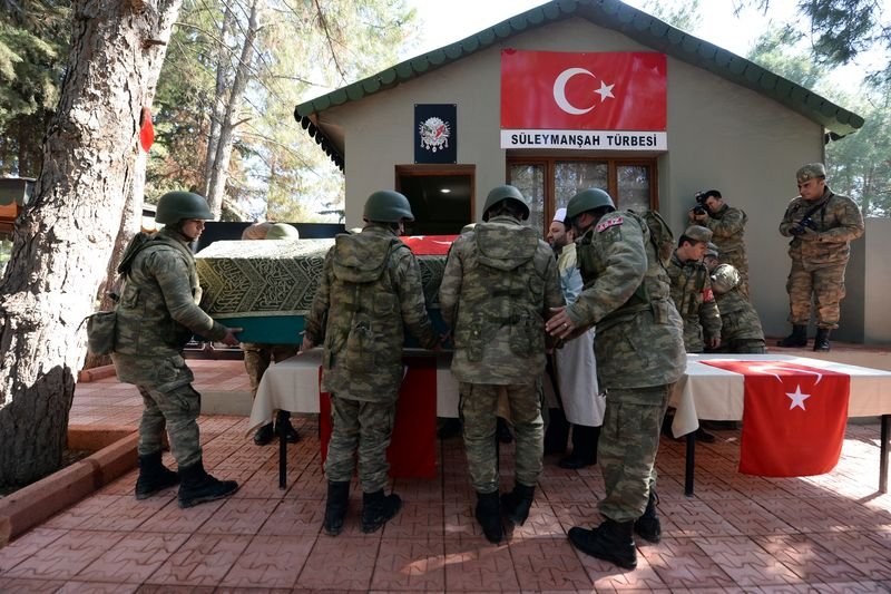 Ecdat yadigarı emanetlere özel tören