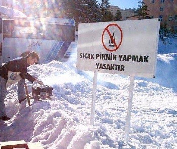 Akıllara zarar yasak tabelalar