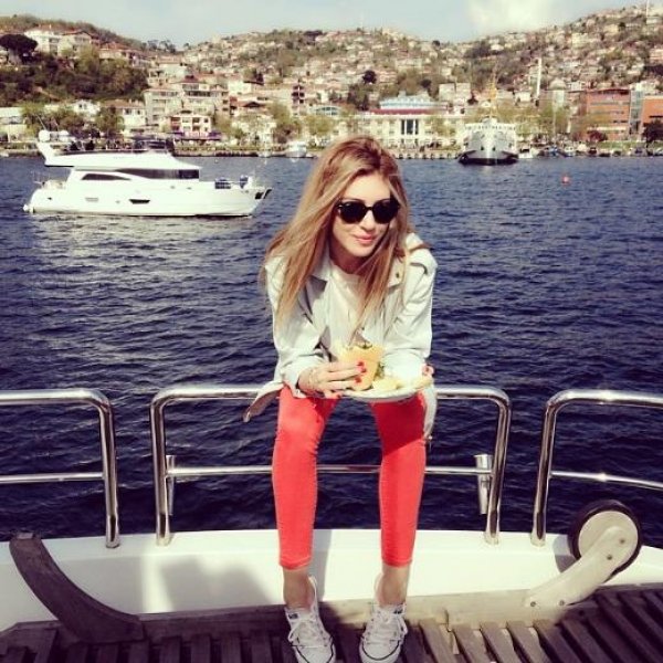 Sinem Kobal: Kusurlu kızları seviyorum