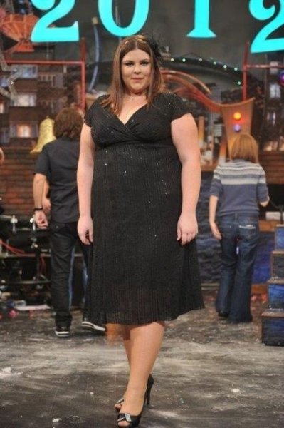 Pelin Öztekin ekranlara geri dönüyor