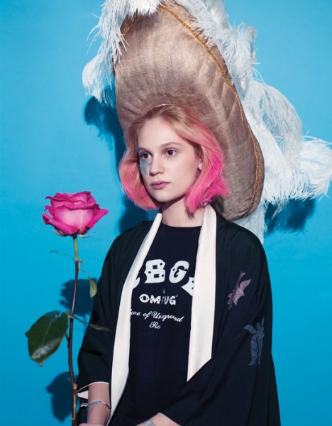 Farah Zeynep Abdullah ve Caner Cindoruk aşka yelken açtı 