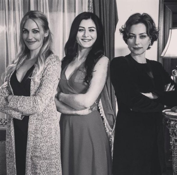 Meryem Uzerli dünya yıldızlarıyla